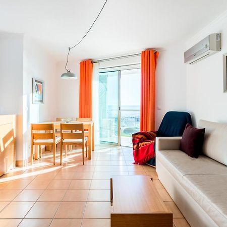Apartamento frente al mar: luz y aire puro. Monte Gordo Exterior foto