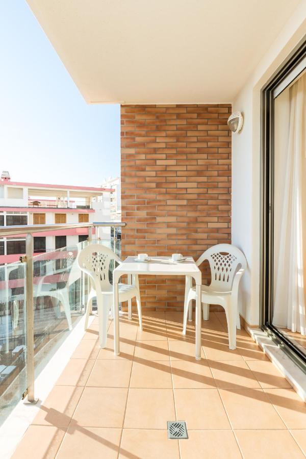 Apartamento frente al mar: luz y aire puro. Monte Gordo Exterior foto
