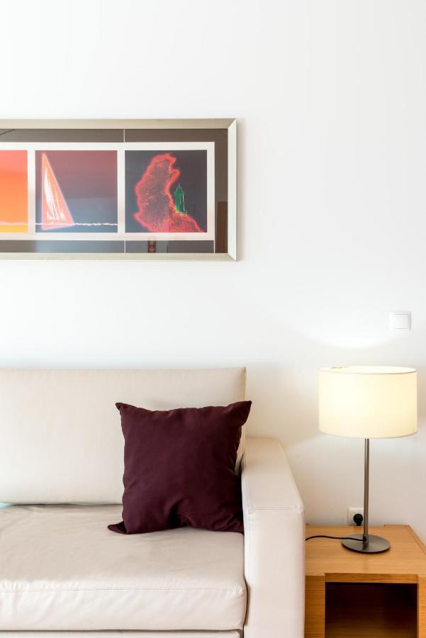 Apartamento frente al mar: luz y aire puro. Monte Gordo Exterior foto
