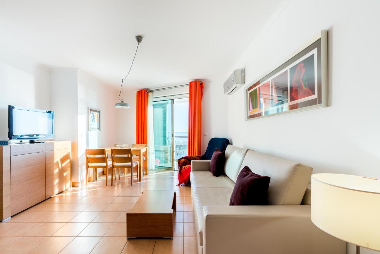 Apartamento frente al mar: luz y aire puro. Monte Gordo Exterior foto