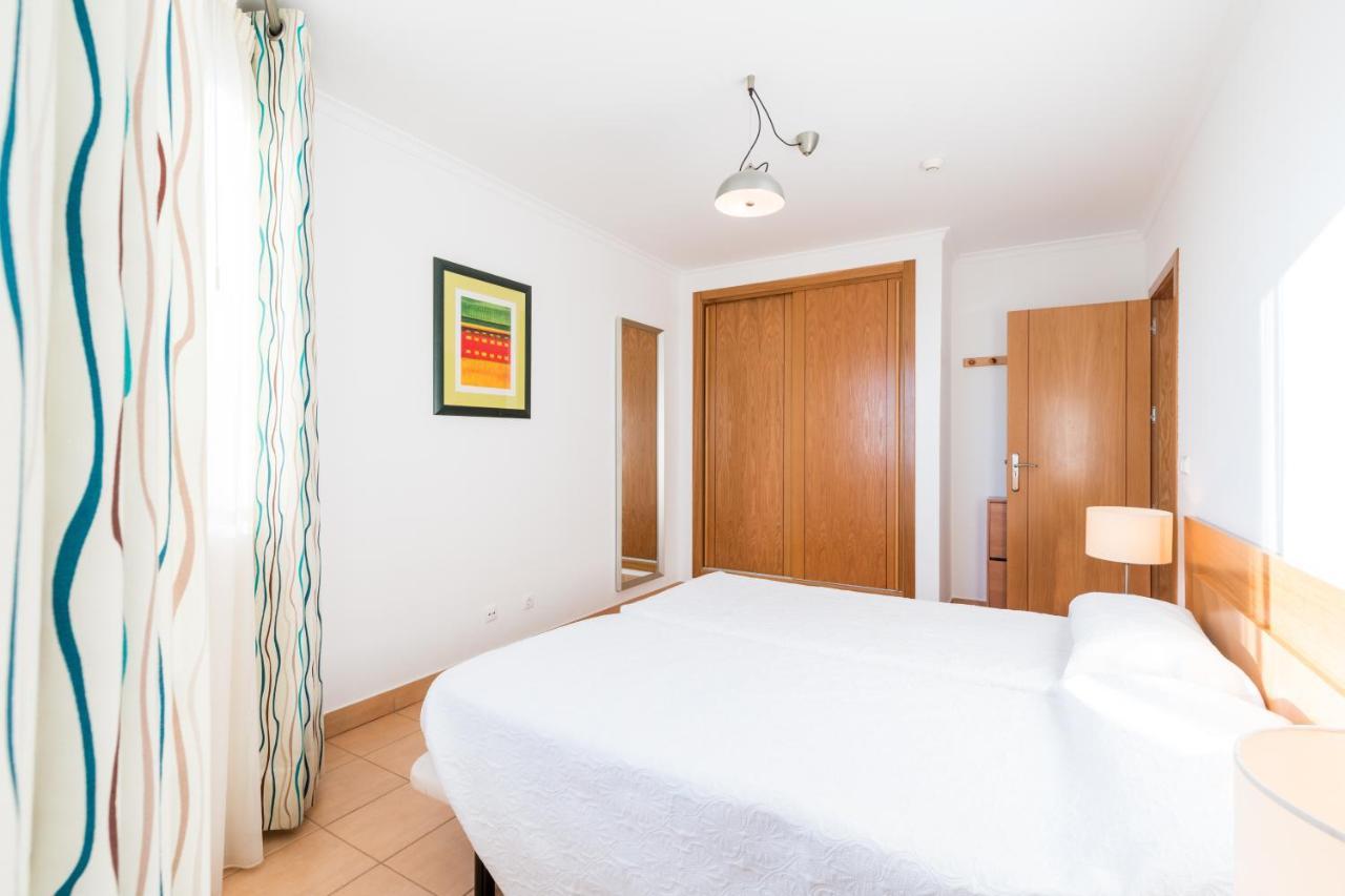 Apartamento frente al mar: luz y aire puro. Monte Gordo Exterior foto